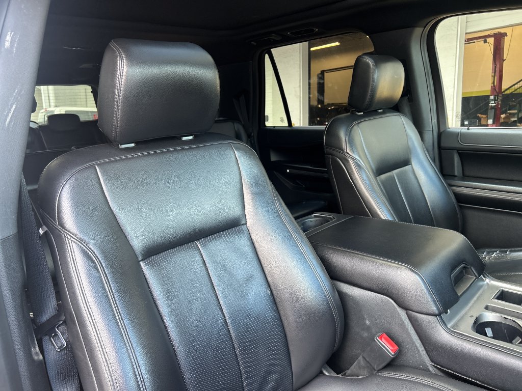 Certified 2020 Ford Expedition Max XLT w/ Equipment Group 202A RWD image 15