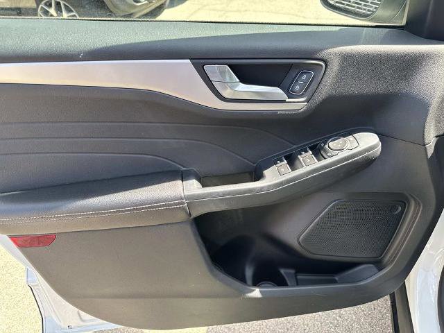 Certified 2022 Ford Escape SEL FWD image 15