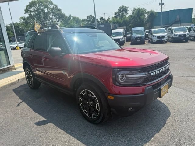 Certified 2025 Ford Bronco Sport Outer Banks w/ Outer Banks Tech Package+ AWD/4WD image 9