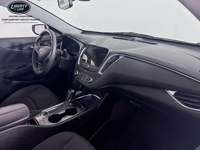 Used 2020 Chevrolet Malibu LT image 28