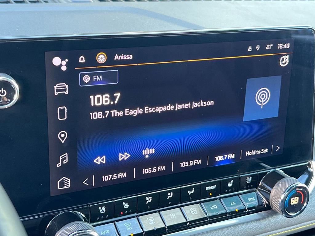 Used 2023 Chevrolet Colorado ZR2 w/ ZR2 Convenience Package III image 16