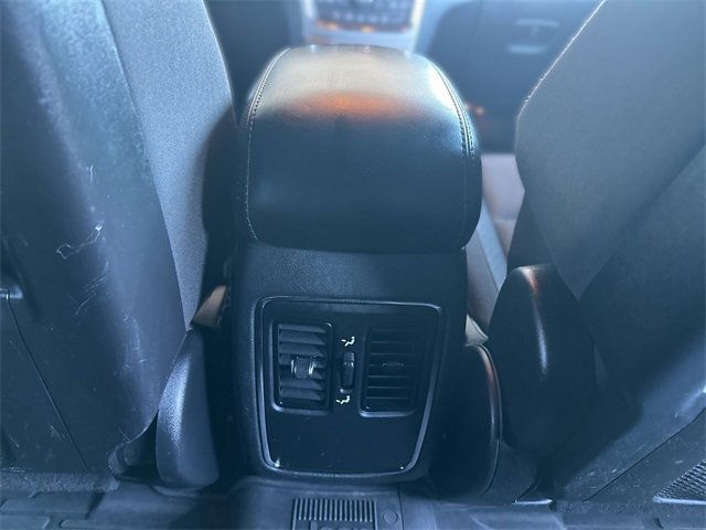 Used 2020 Jeep Grand Cherokee Laredo image 23