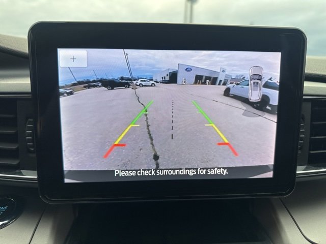 Certified 2023 Ford Explorer XLT w/ Equipment Group 202A image 39