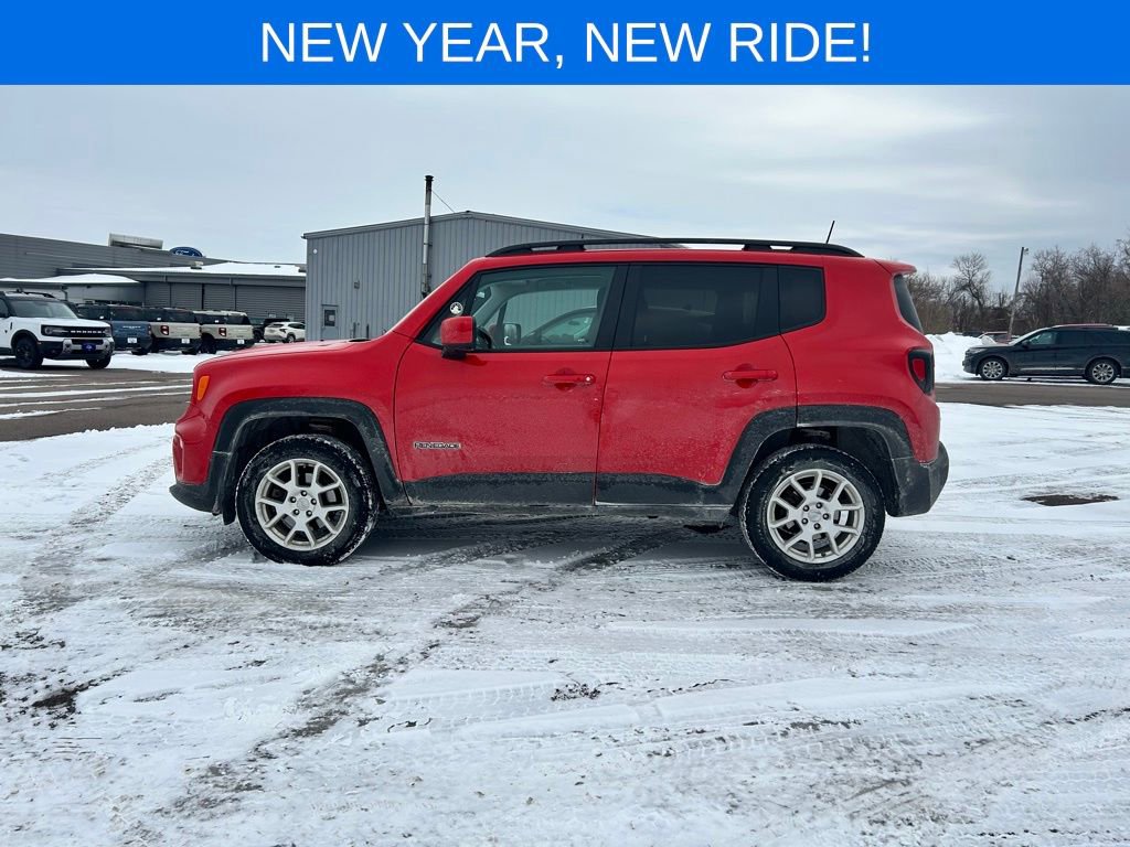 Used 2020 Jeep Renegade Latitude w/ Cold Weather Group image 3