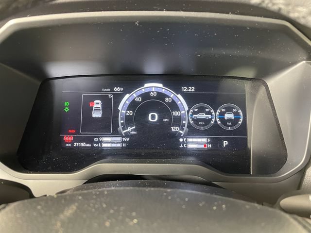 Used 2025 Toyota Tundra Limited AWD/4WD image 5