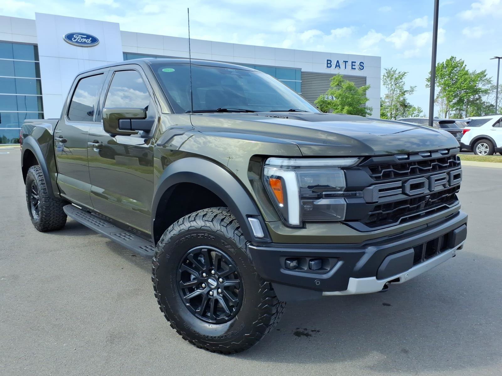 Certified 2024 Ford F150 Raptor AWD/4WD image 1