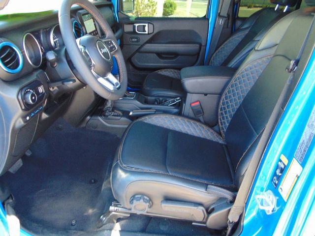 Used 2023 Jeep Wrangler Unlimited Sahara AWD/4WD image 11