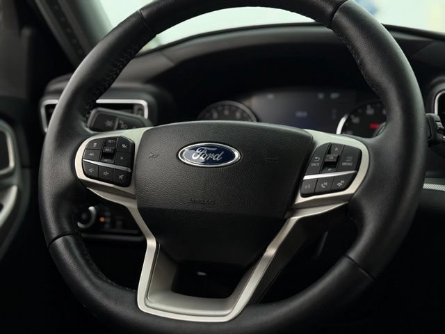 Certified 2023 Ford Explorer XLT w/ Equipment Group 202A AWD/4WD image 8