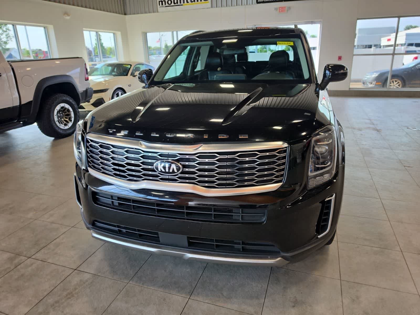 Used 2021 Kia Telluride S FWD image 3