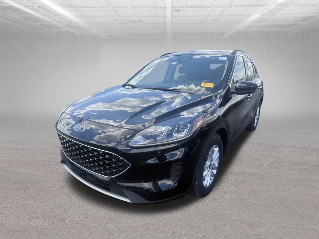 Certified 2020 Ford Escape SE FWD image 12