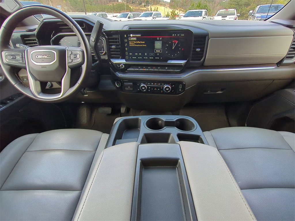 Used 2025 GMC Sierra 1500 SLT image 15