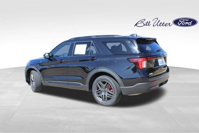 Certified 2026 Ford Explorer ST-Line w/ ST-Line Street Pack RWD image 6