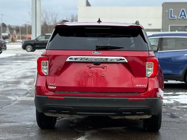 Certified 2023 Ford Explorer XLT image 7