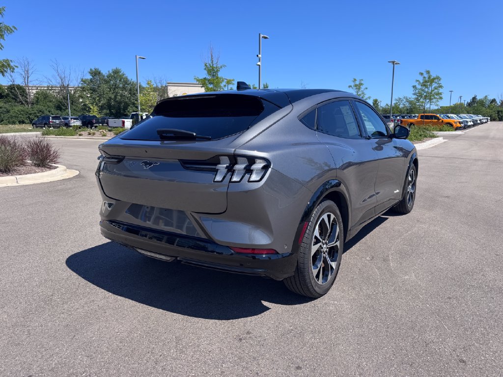 Certified 2023 Ford Mustang Mach-E Premium AWD/4WD image 6
