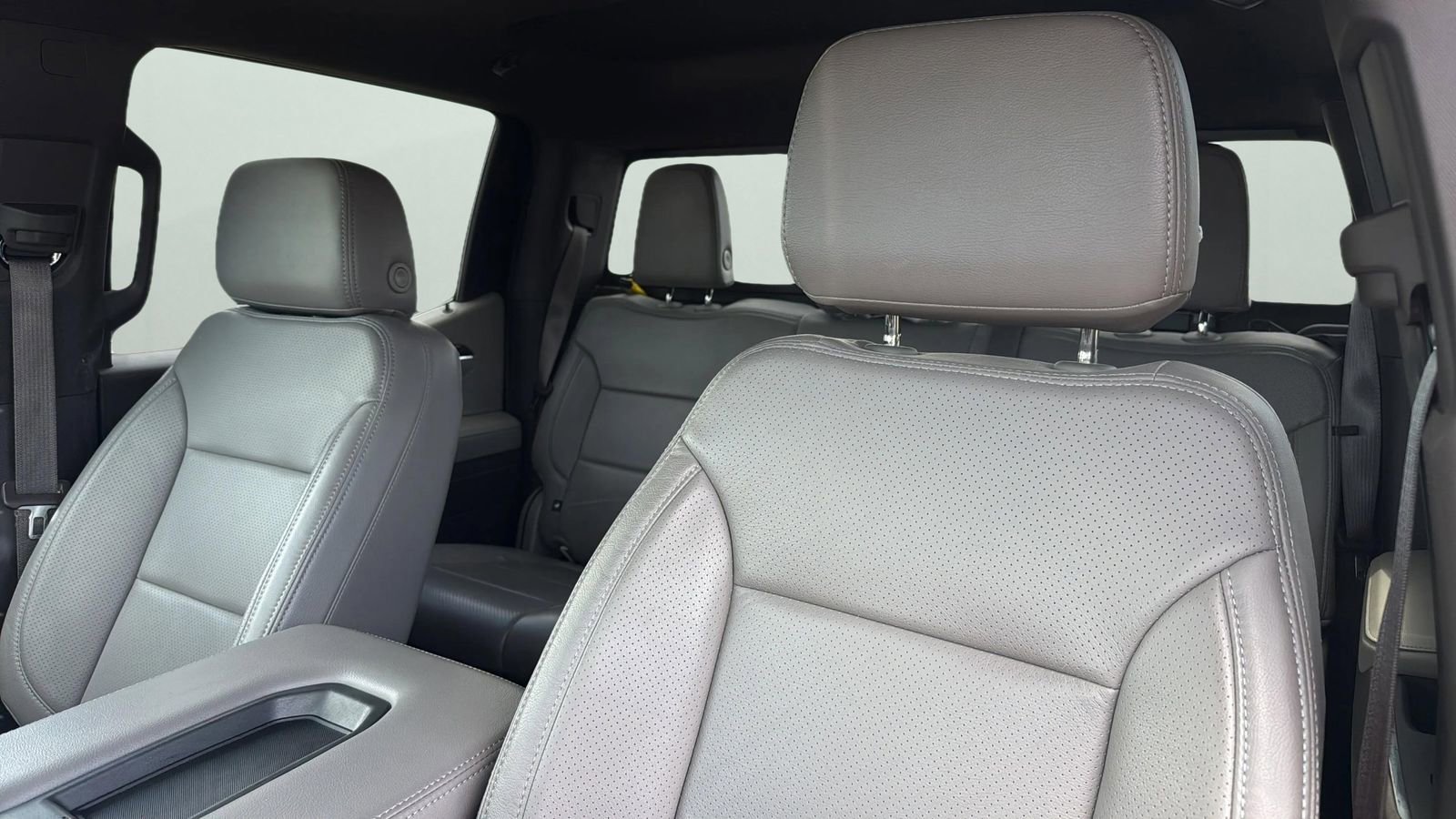 Used 2022 GMC Sierra 1500 SLE w/ Preferred Package AWD/4WD image 11