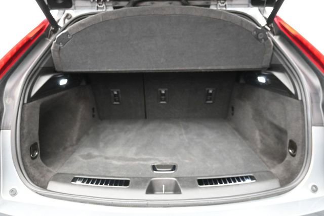 Used 2024 Cadillac XT4 Premium Luxury FWD image 29