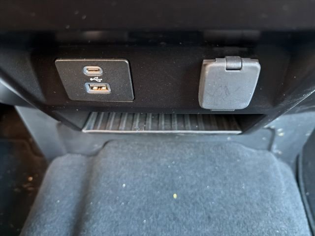 Certified 2022 Ford F250 XLT w/ XLT Premium Package image 38