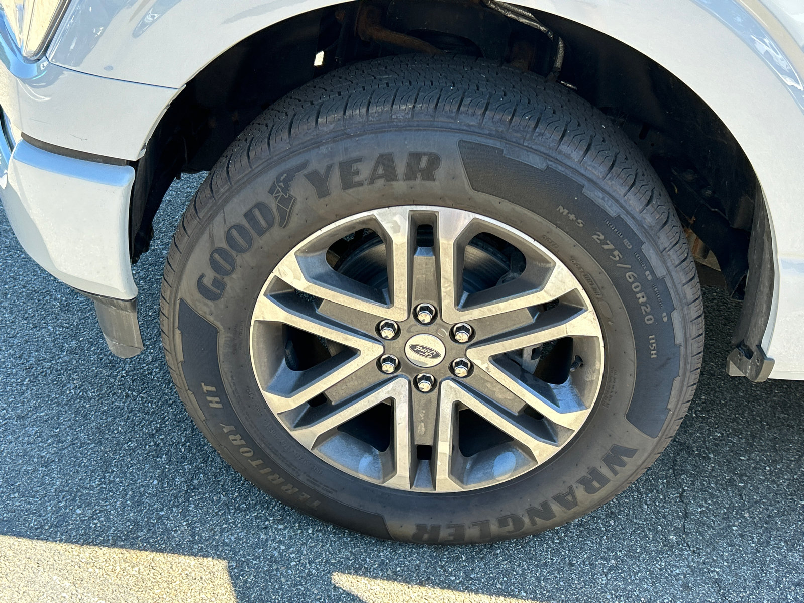 Certified 2022 Ford F150 XL w/ STX Appearance Package AWD/4WD image 4
