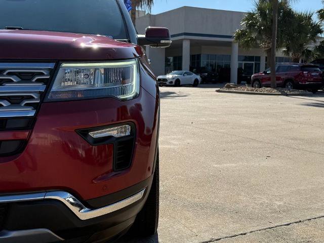 Certified 2019 Ford Explorer Limited w/ Ford Safe & Smart Package image 9
