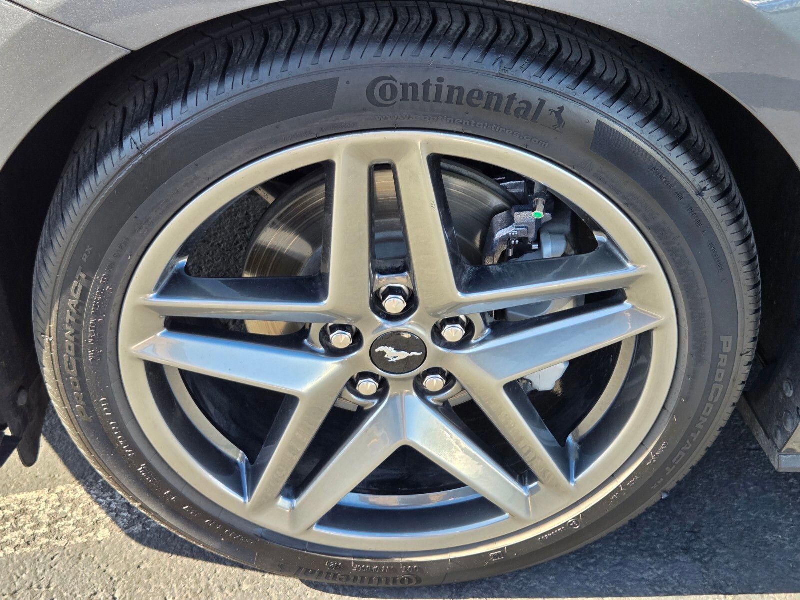 Certified 2024 Ford Mustang Coupe image 9