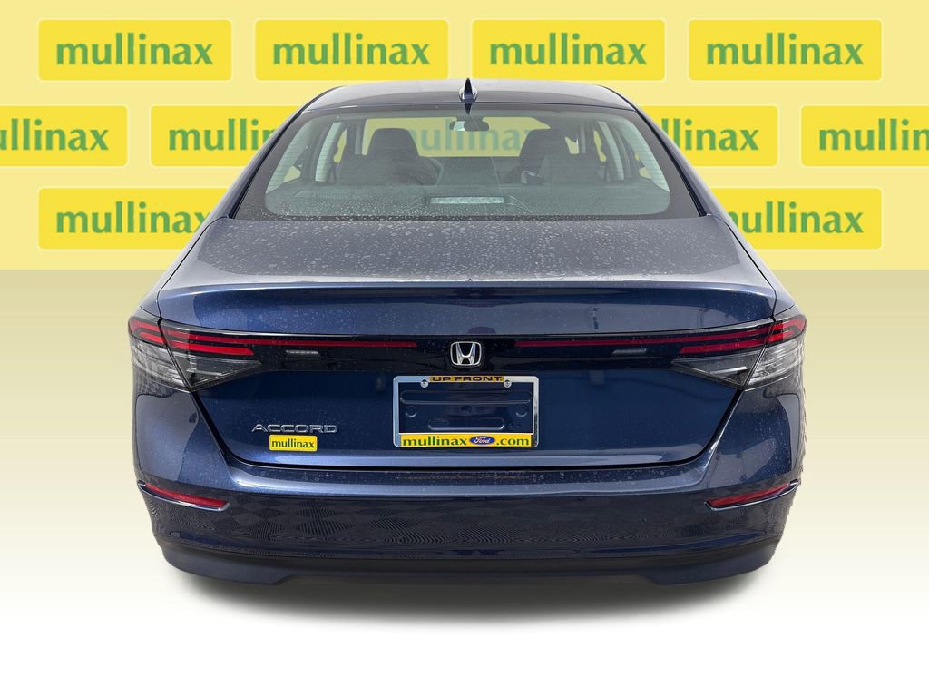 Used 2023 Honda Accord EX image 4