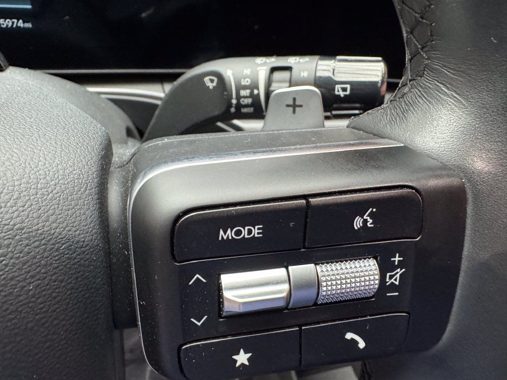 Used 2025 Hyundai Santa Fe XRT AWD/4WD image 16