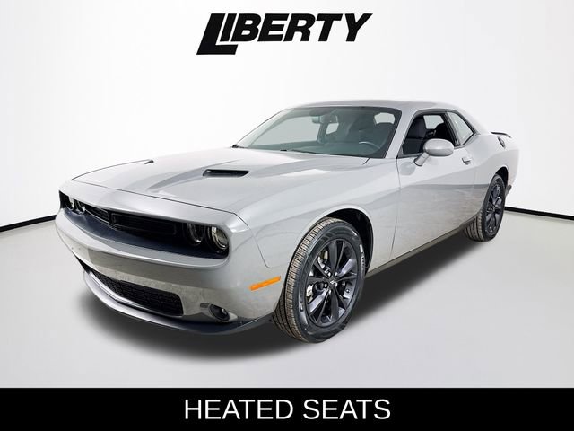 Used 2023 Dodge Challenger SXT w/ Blacktop Package image 3