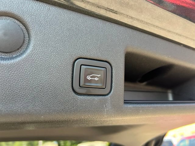 Used 2019 Chevrolet Equinox LT FWD image 23