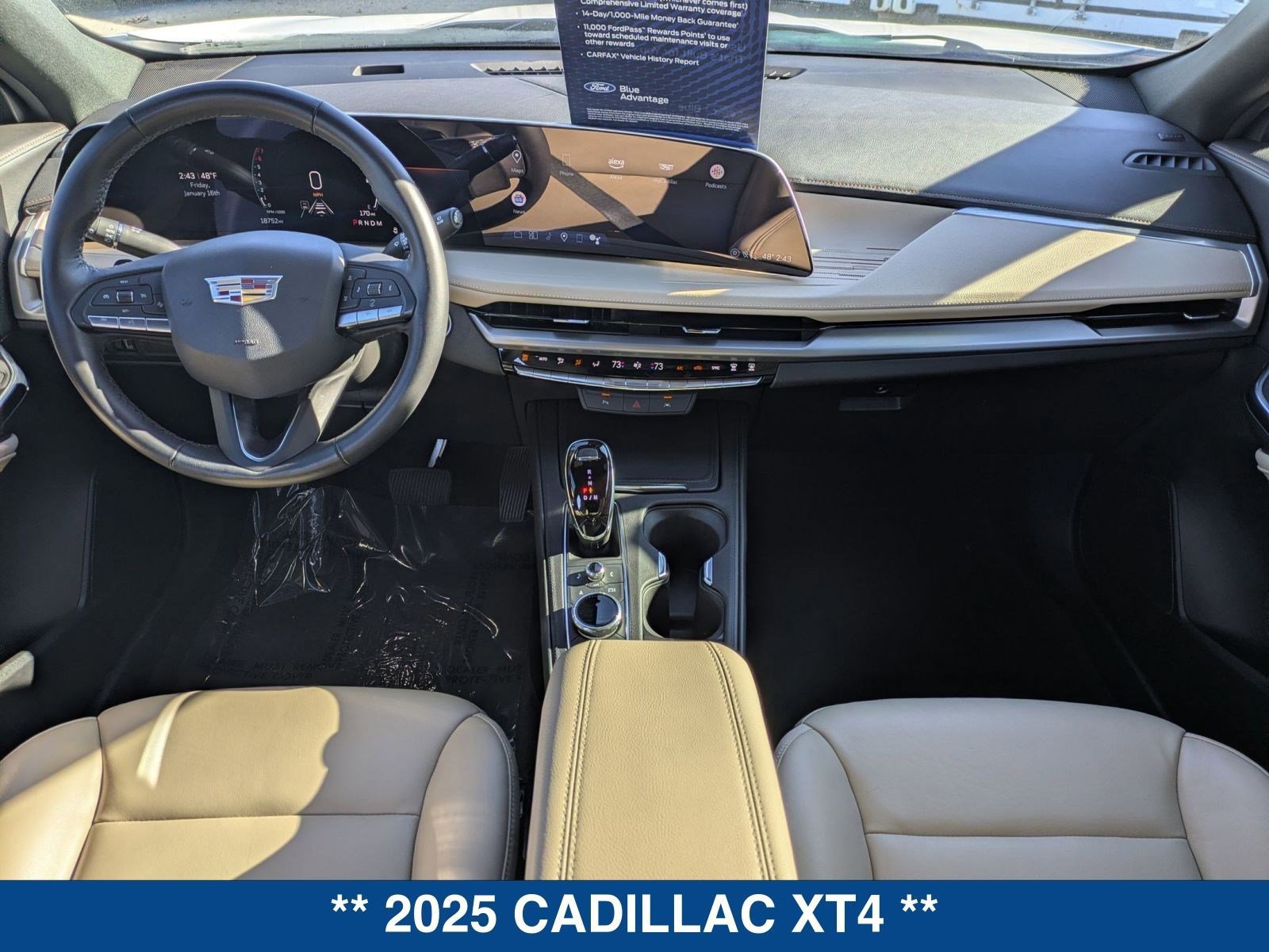 Used 2025 Cadillac XT4 Premium Luxury image 16