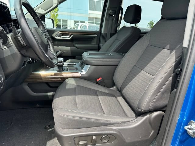 Used 2022 Chevrolet Silverado 1500 RST w/ Max Trailering Package AWD/4WD image 12