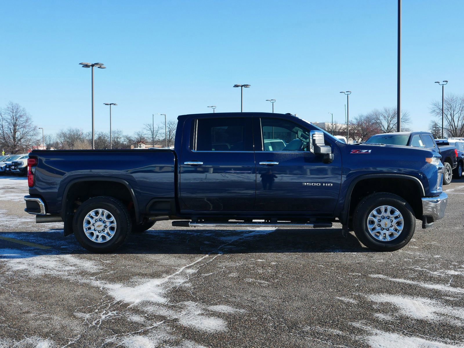 Used 2022 Chevrolet Silverado 3500 LTZ w/ LTZ Convenience Package image 2
