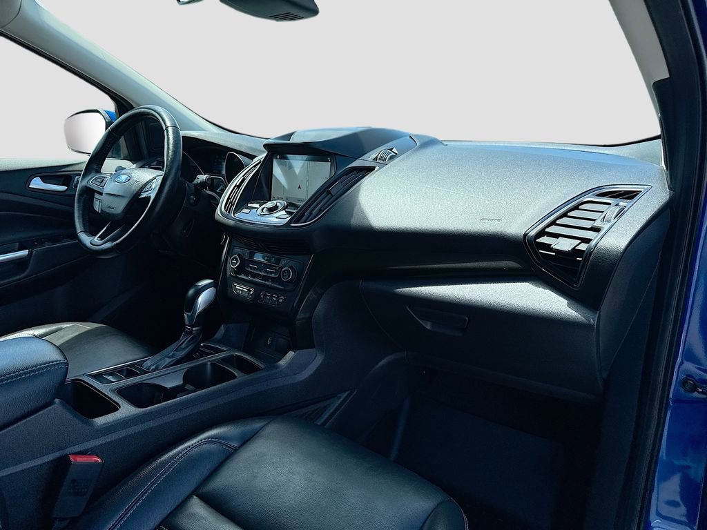 Certified 2019 Ford Escape Titanium FWD image 33