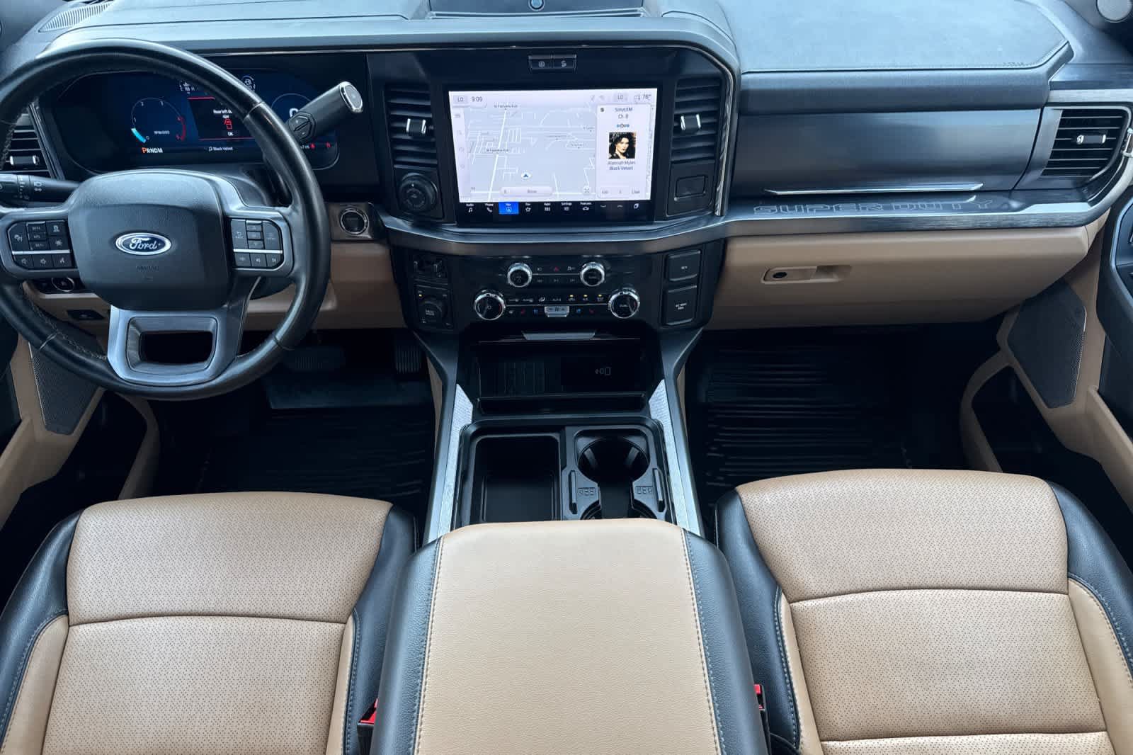 Certified 2025 Ford F350 Lariat w/ Lariat Ultimate Package AWD/4WD image 3