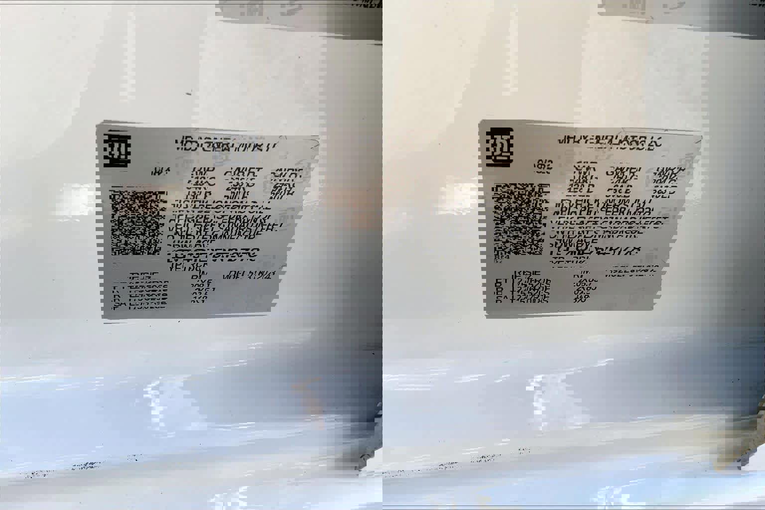 Used 2024 GMC Sierra 2500 AT4 w/ Technology Package image 33