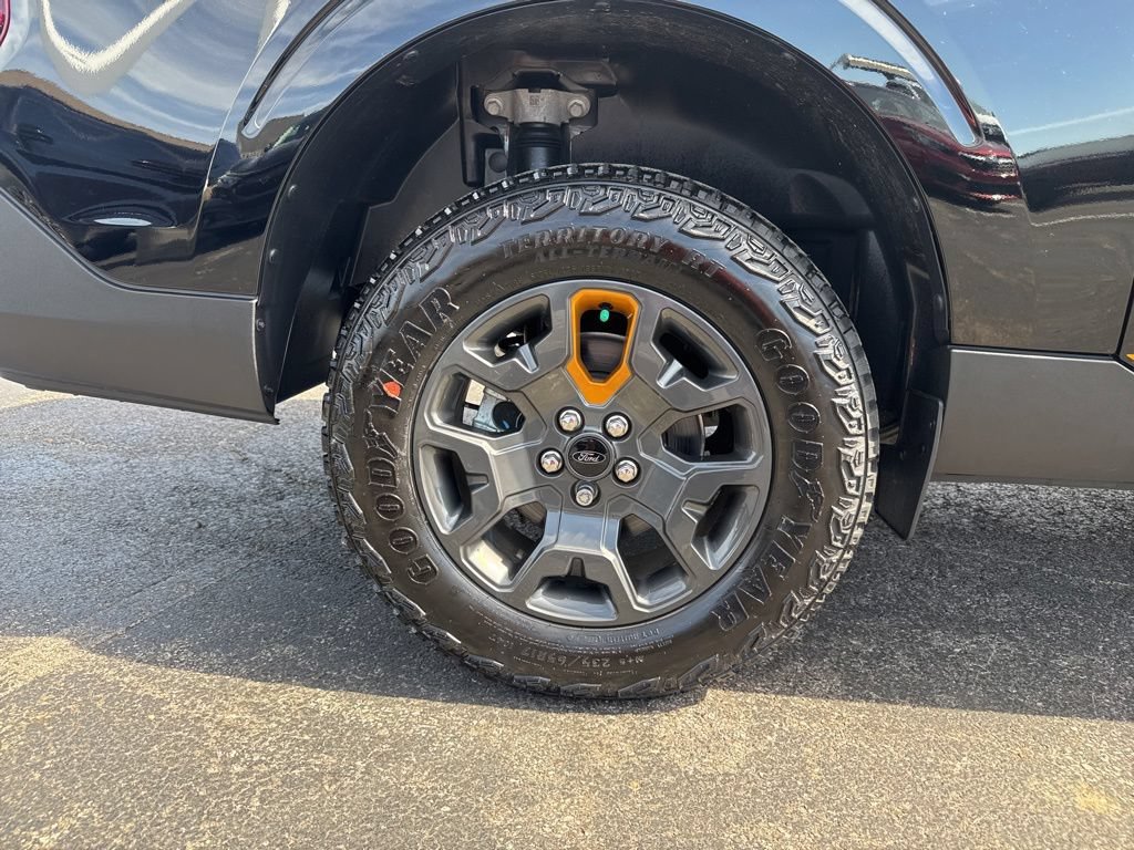 Certified 2025 Ford Maverick Tremor AWD/4WD image 42