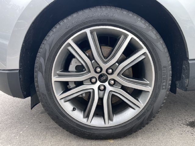 Certified 2024 Ford Edge Titanium w/ Equipment Group 301A AWD/4WD image 10