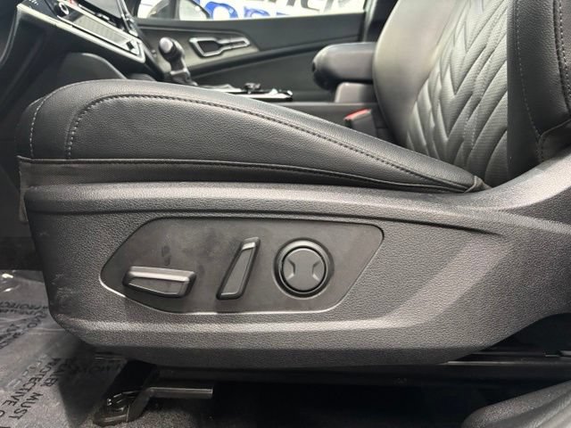Used 2025 Kia Sportage X-Pro Prestige AWD/4WD image 7