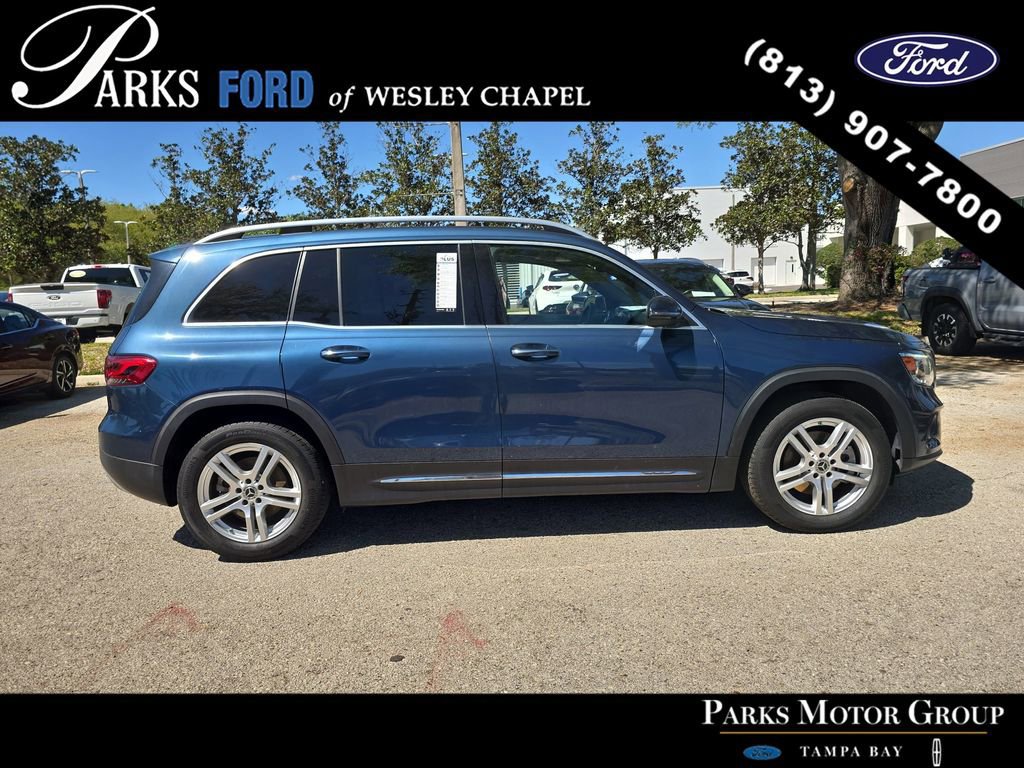 Used 2022 Mercedes-Benz GLB 250 4MATIC image 2