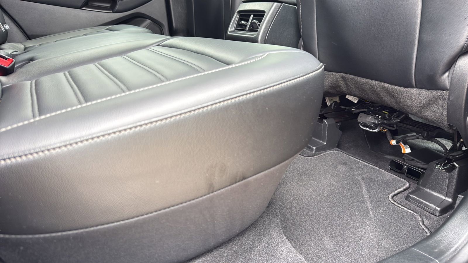 Certified 2024 Ford Edge SEL w/ Convenience Package AWD/4WD image 26