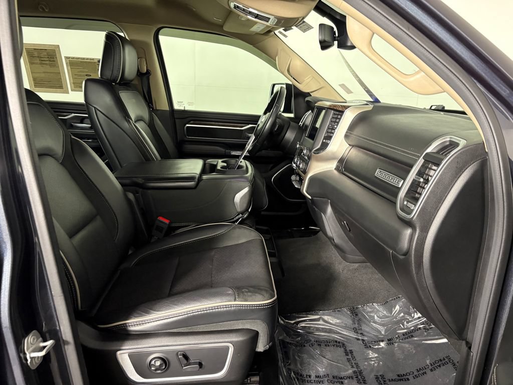 Used 2019 RAM 1500 Laramie AWD/4WD image 35
