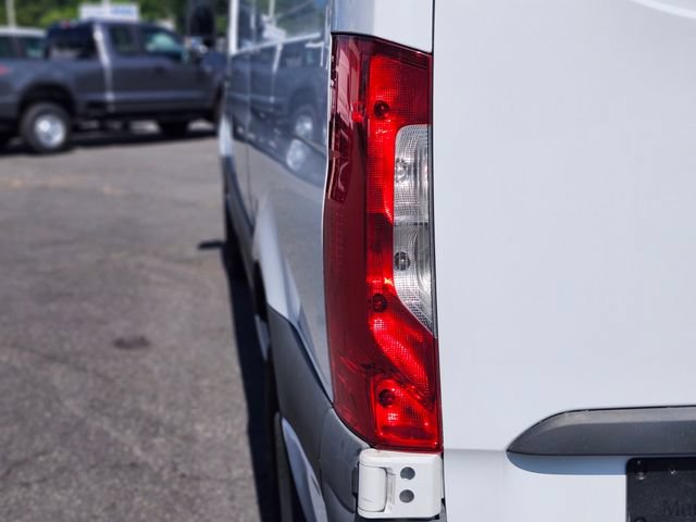 Used 2019 Mercedes-Benz Sprinter 144 image 9