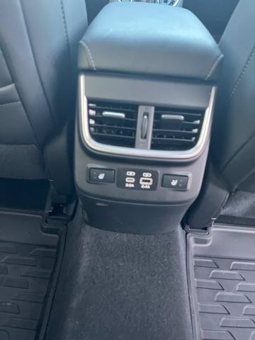 Used 2024 Subaru Outback Limited XT AWD/4WD image 18