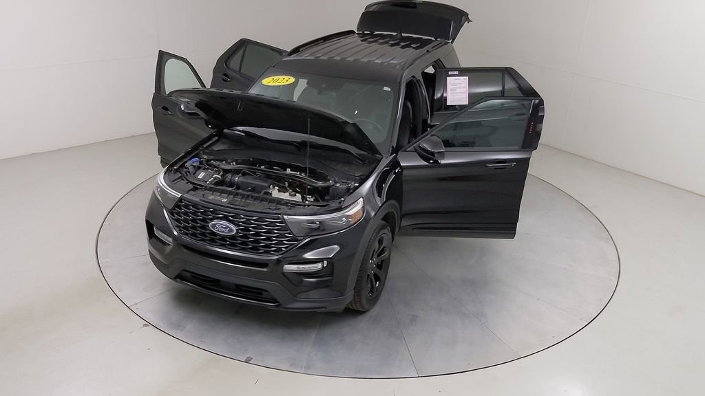 Certified 2023 Ford Explorer ST-Line AWD/4WD image 48