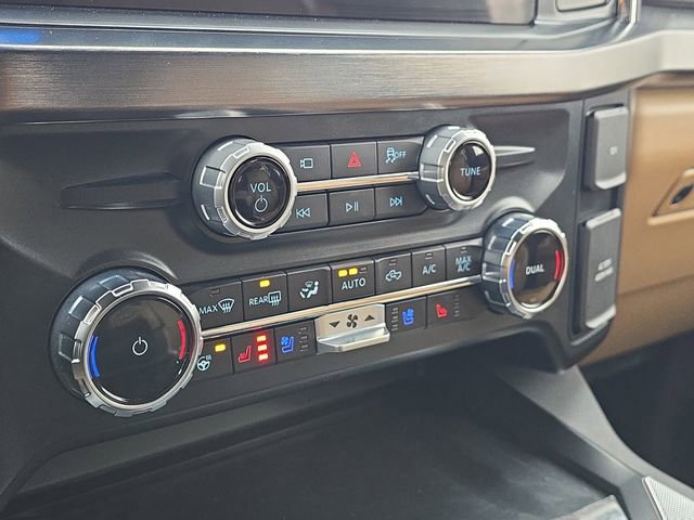 Certified 2025 Ford F350 Lariat w/ Lariat Ultimate Package AWD/4WD image 25