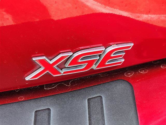Used 2025 Toyota Corolla XSE FWD image 11