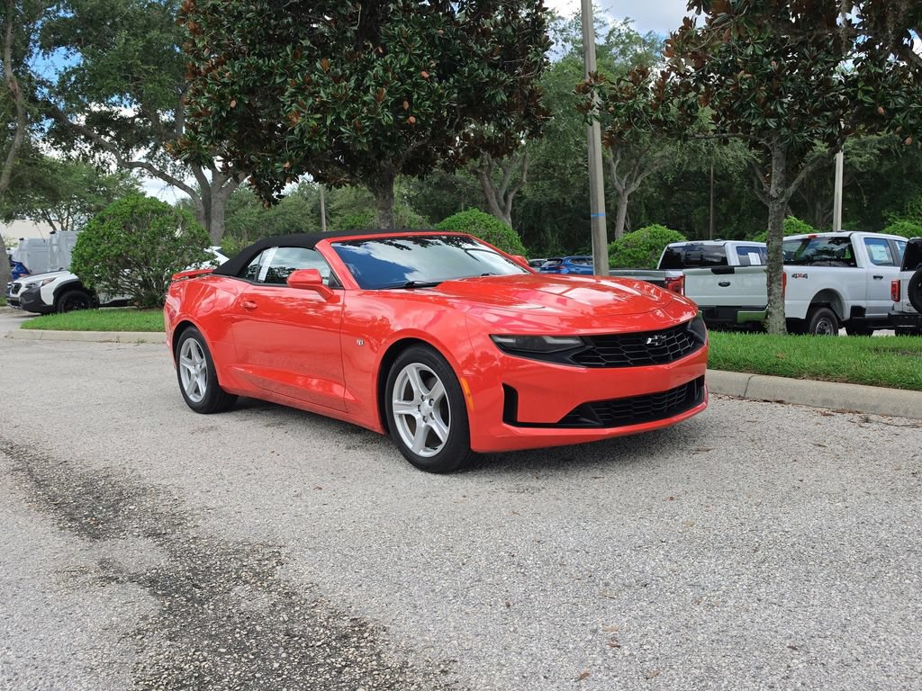Used 2019 Chevrolet Camaro LT RWD image 2
