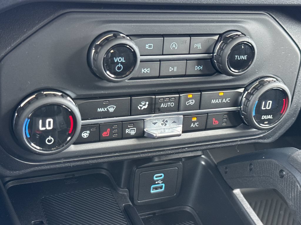 Certified 2025 Ford Bronco Raptor AWD/4WD image 24