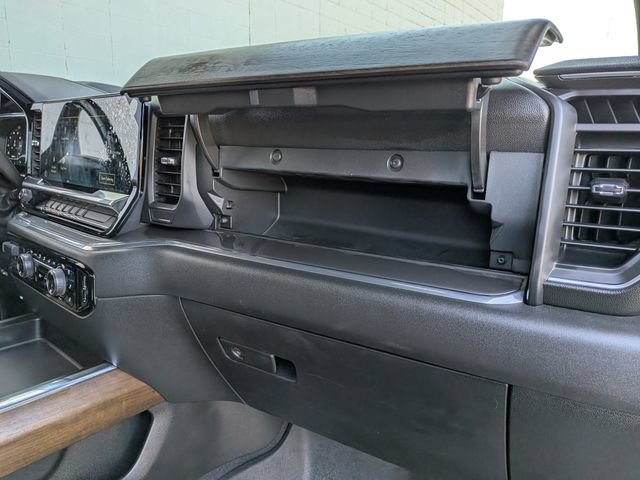 Used 2024 Chevrolet Silverado 3500 High Country w/ Technology Package AWD/4WD image 25