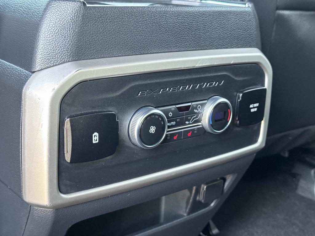 Certified 2022 Ford Expedition Limited image 26