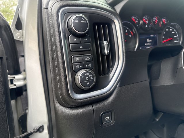 Used 2021 Chevrolet Silverado 2500 LT w/ Texas Edition AWD/4WD image 14